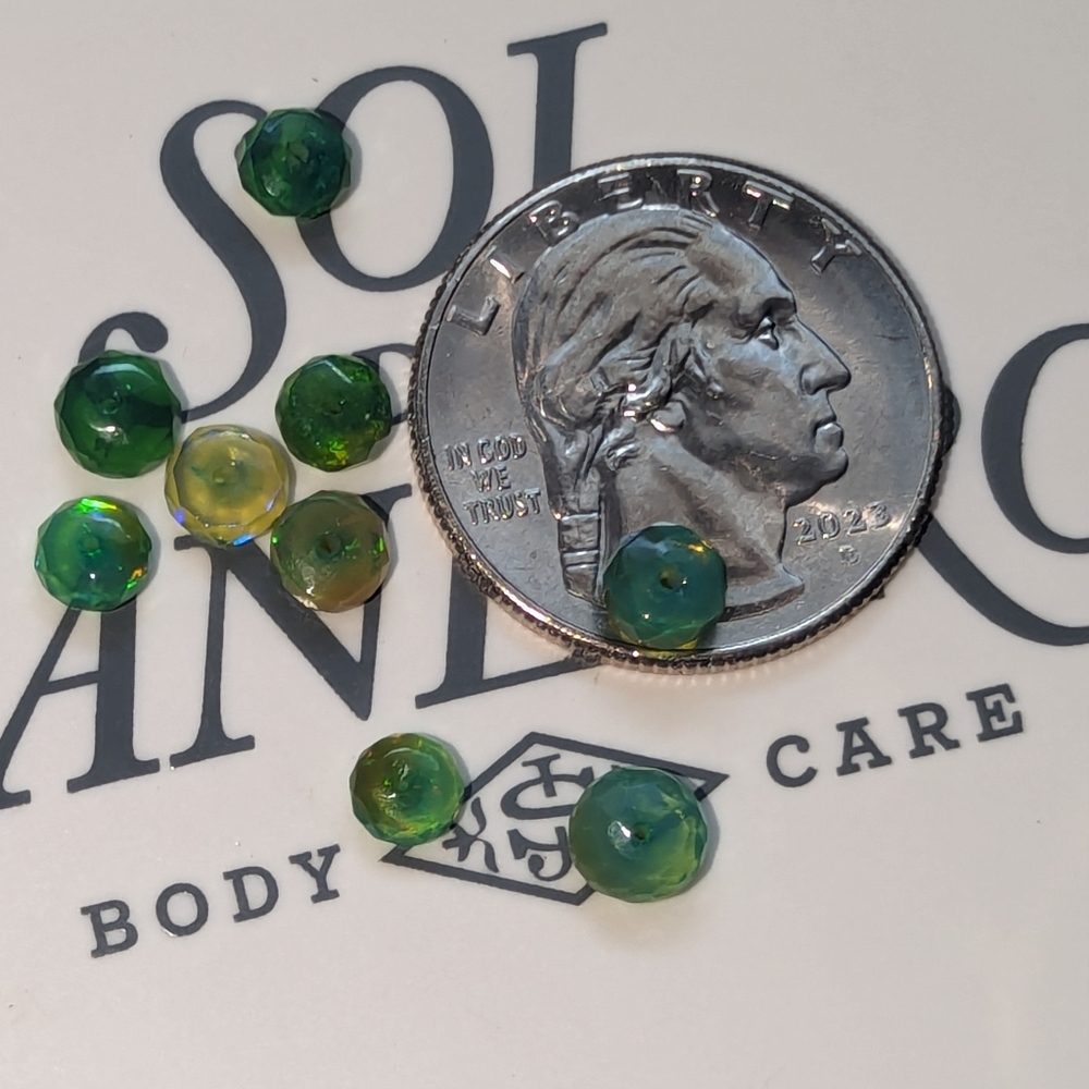 Green fire opal beads 4.30 ct (9)
